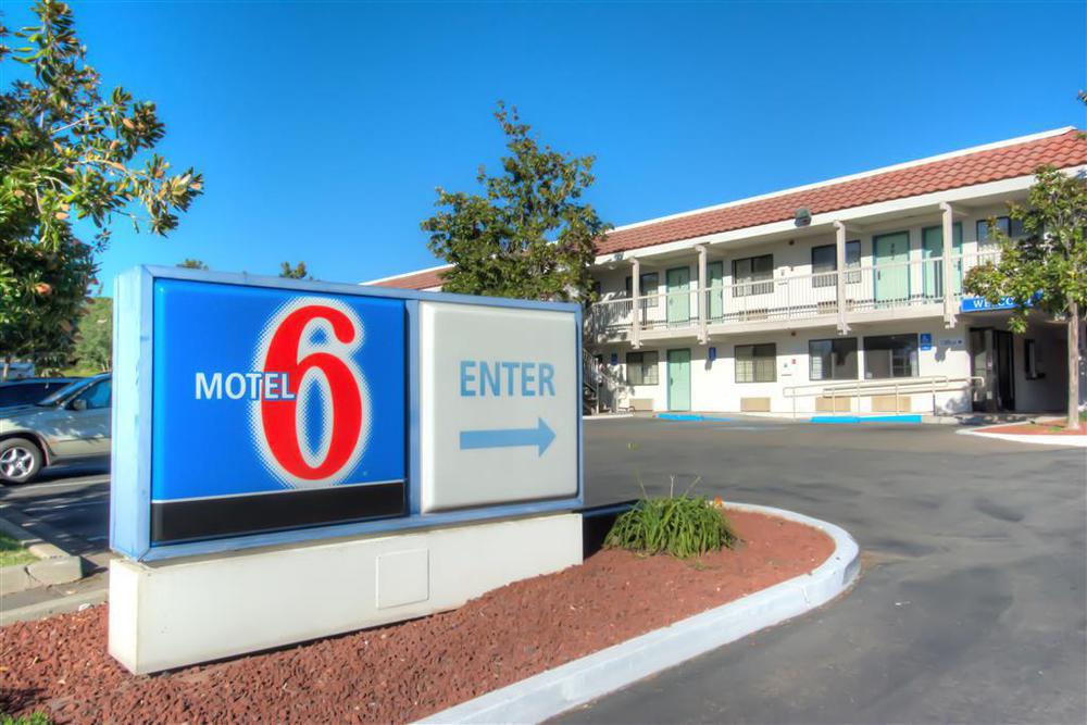 Motel 6-Redding, Ca - South Buitenkant foto