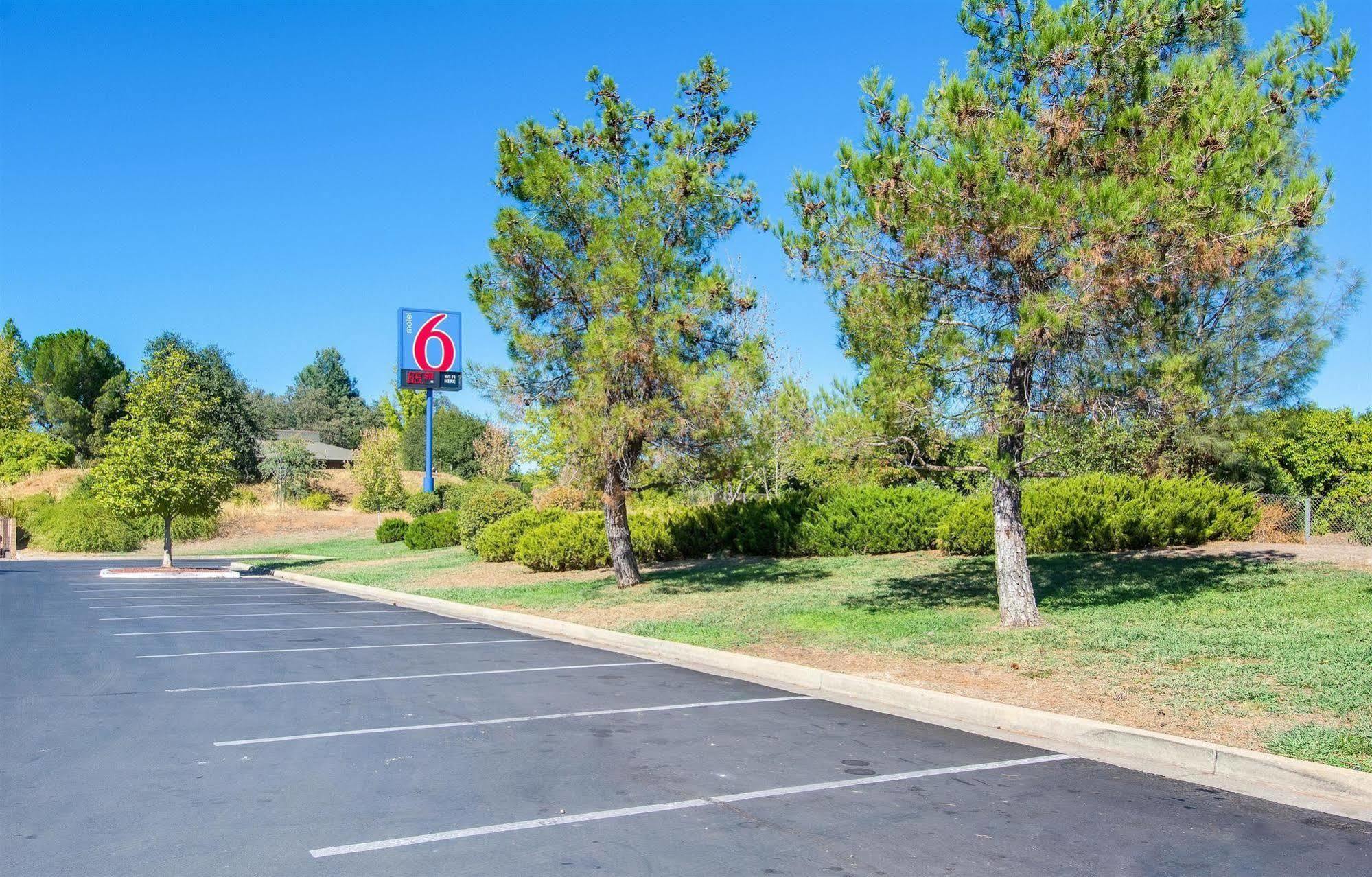 Motel 6-Redding, Ca - South Buitenkant foto
