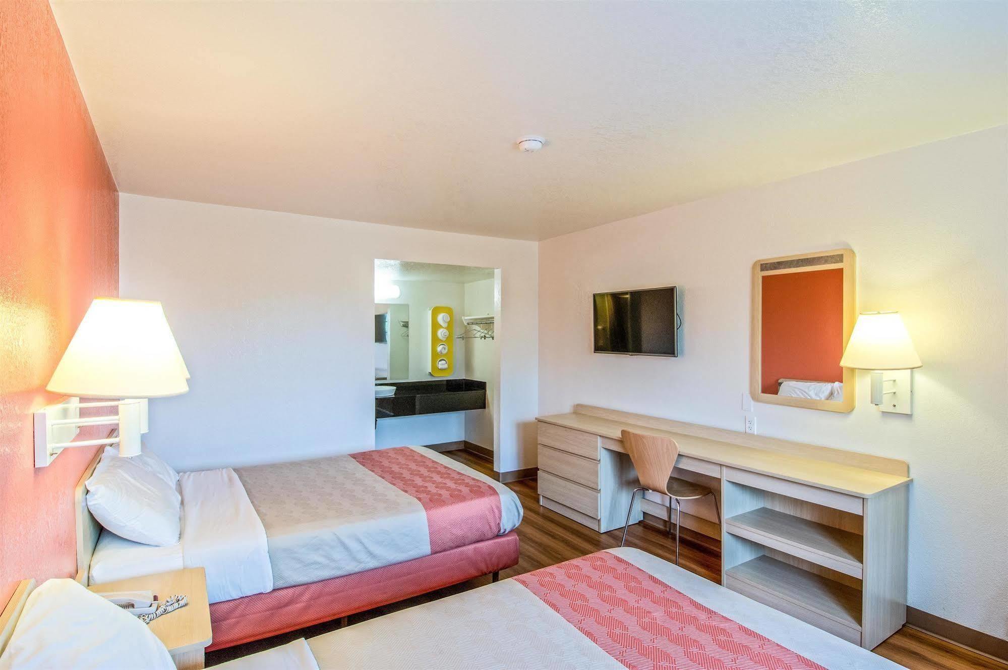 Motel 6-Redding, Ca - South Buitenkant foto