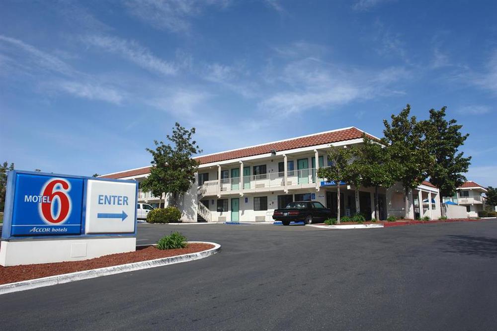 Motel 6-Redding, Ca - South Buitenkant foto